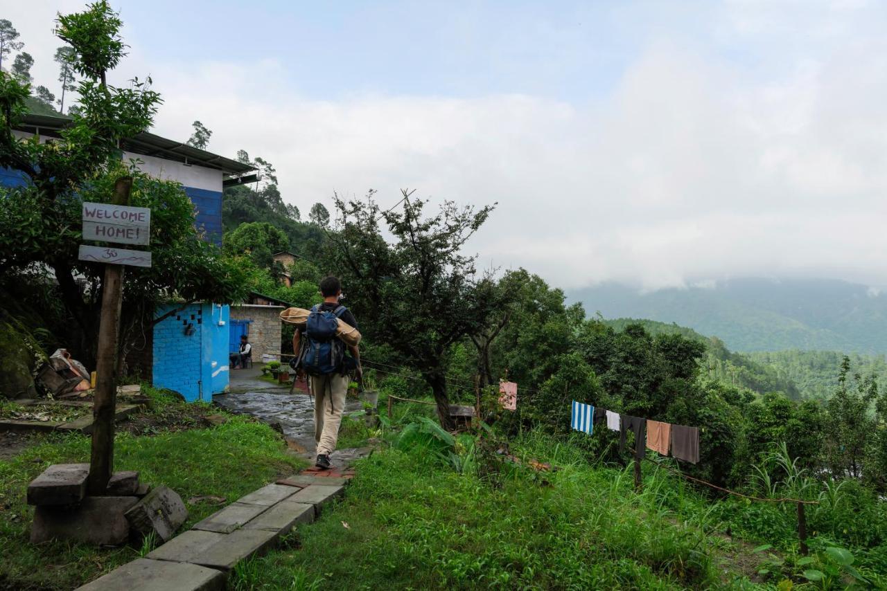 Vista Hostel Jeolikote, Nainital Patwa Dunga Экстерьер фото