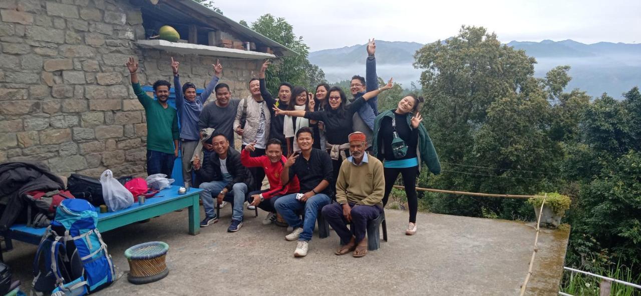 Vista Hostel Jeolikote, Nainital Patwa Dunga Экстерьер фото